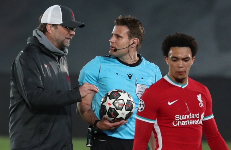 意媒：罗马也在关注维罗纳前锋焦瓦内，加斯佩里尼对他很欣赏（意媒：罗马有意引进维罗纳前锋焦瓦内，加斯佩里尼对其青睐有加）