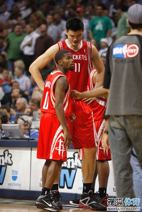 韩鹏：全力以赴完成俱乐部1500分和瓦科夺金靴的目标（韩鹏：为俱乐部1500分与瓦科金靴拼尽全力）