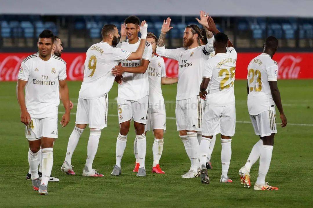 尴尬！斯洛文尼亚陷入进球荒，近期连续4场正式比赛遭零封（进攻哑火！斯洛文尼亚近4场正式比赛连续被零封）