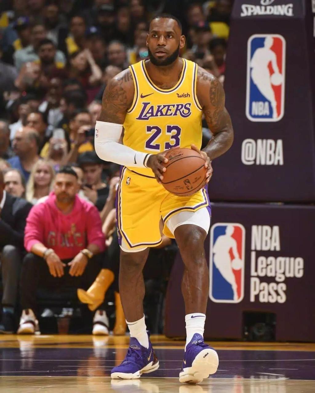 中超比赛精彩回放：上海海港绝杀山东,（中超焦点战回顾：上海海港补时绝杀山东队）