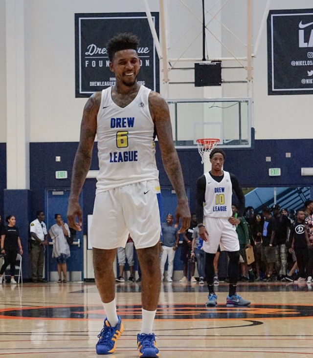 意媒：米兰有意乔纳森-戴维，但尤文不愿意在冬窗出售（意媒：米兰看中乔纳森-戴维，尤文冬窗拒绝出售）