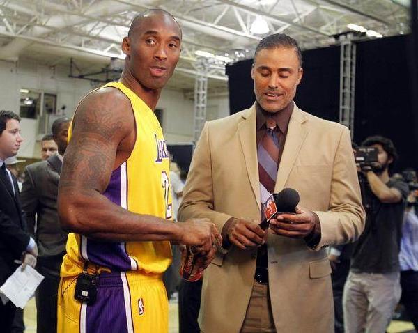 海港客战柔佛：维塔尔、亚历斯祖首发，陈威、张琳芃出战（海港客场挑战柔佛：维塔尔、亚历斯祖先发，陈威、张琳芃登场）