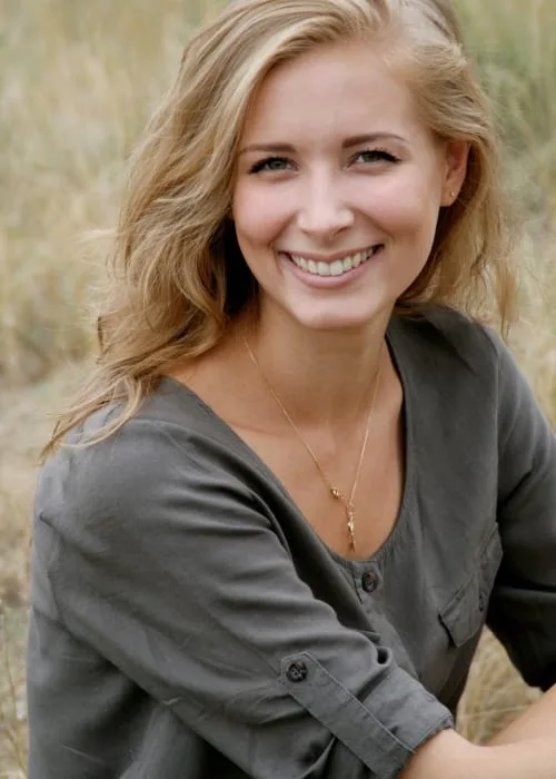 Kellie Smith - 爱游戏